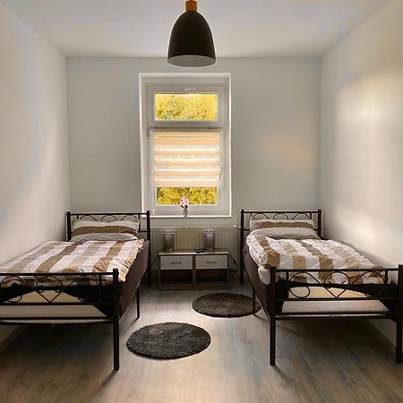 Schoene 3-Zimmer Monteurswohnung Im Sueden Von Leipzig Eg Eksteriør billede